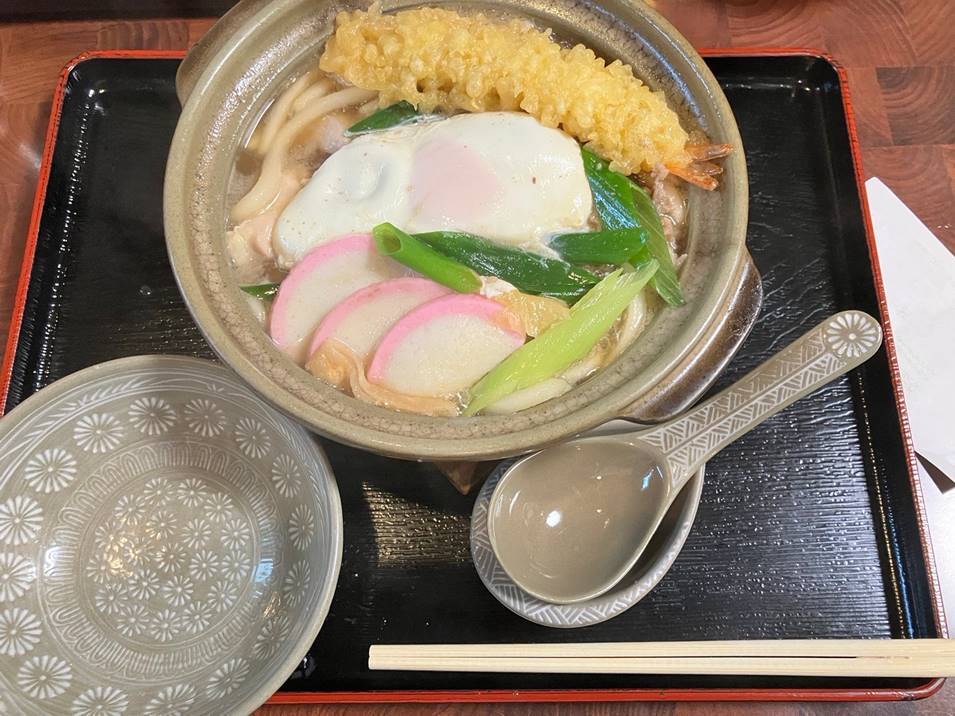 日の出うどん 鍋焼きうどん